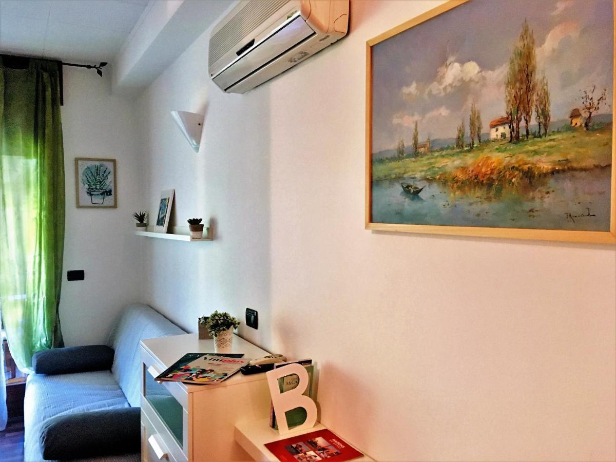 Studio Flat Close To Terme Сирмионе Екстериор снимка